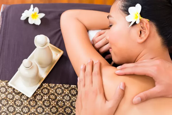 Sinead home service spa Combination massage